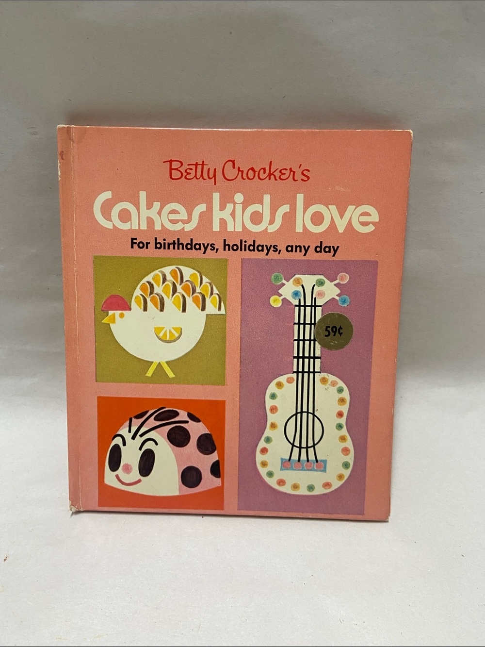 Betty Crocker cakes kids love vintage 1969